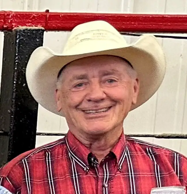 Staff Member Dale Storm with Knoxville Regional Livestock Auction